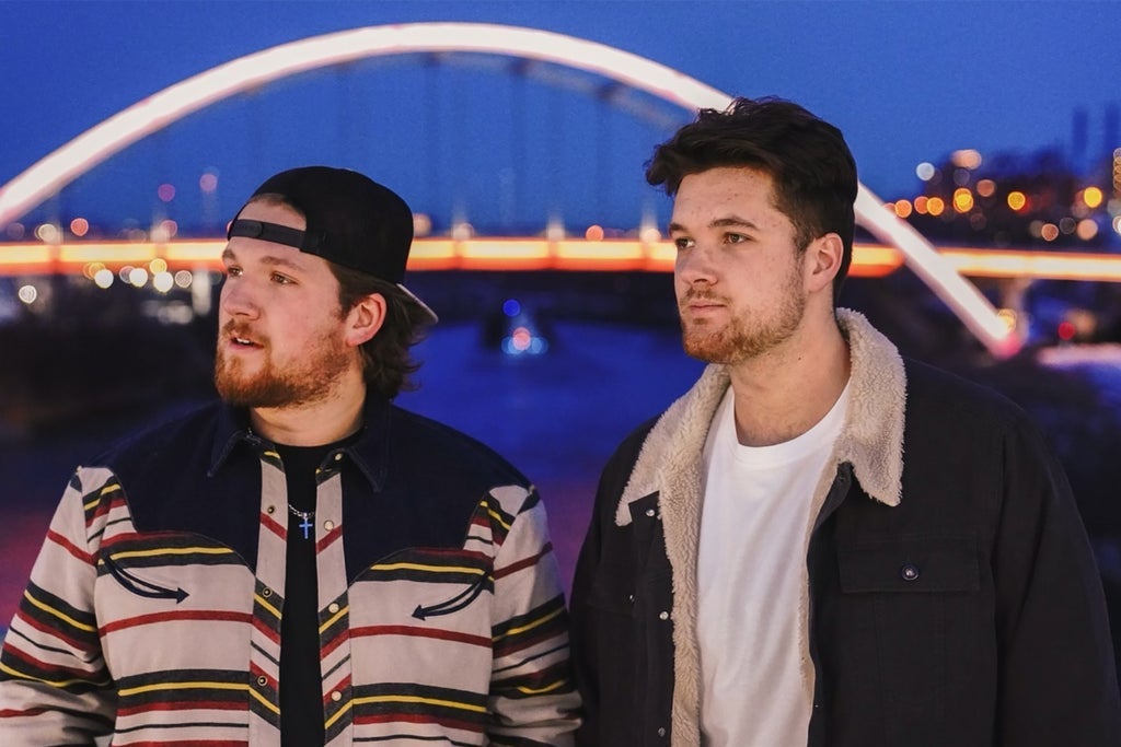 A Hometown Holiday with 12/OC and Friends