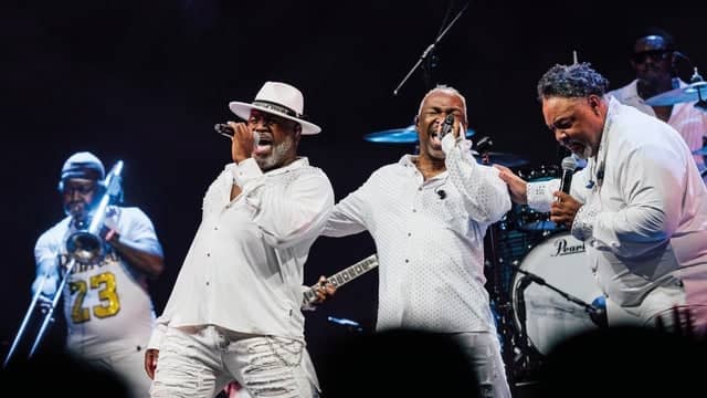 Earth, Wind & Fire