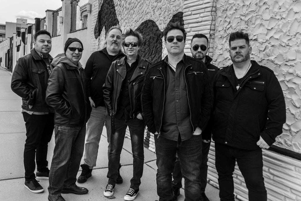 E Street Shuffle "tribute To The Boss" With Tom Vincent