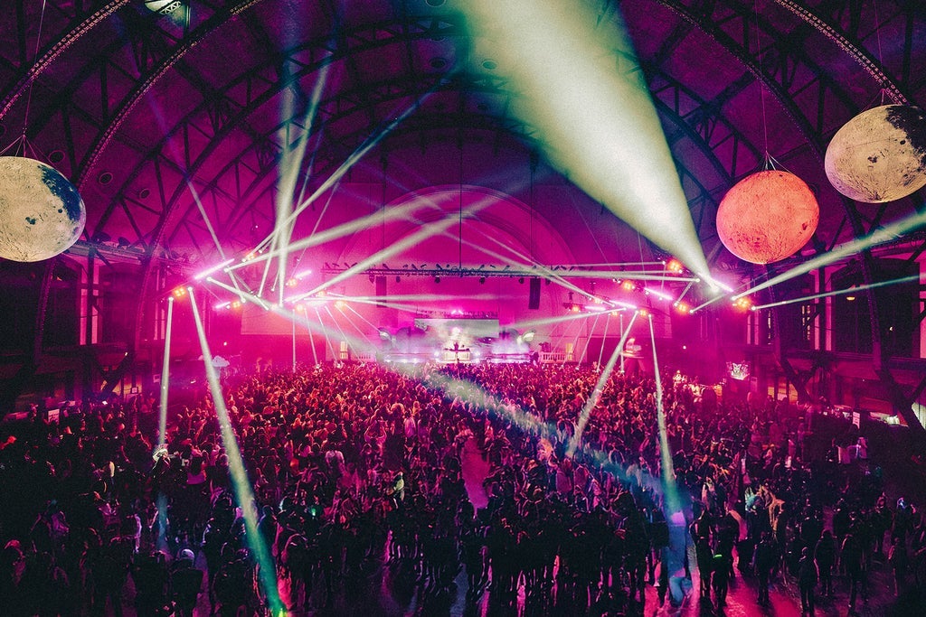 Sorry Papi - The All Girl Reggaeton Party