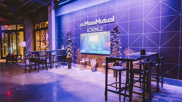 MassMutual Lounge Access – MGM Music Hall