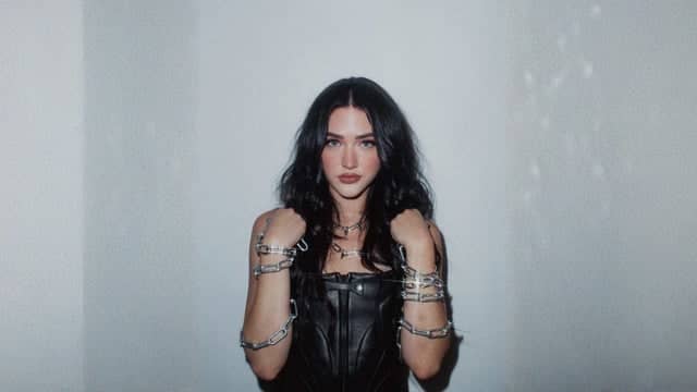 Domina