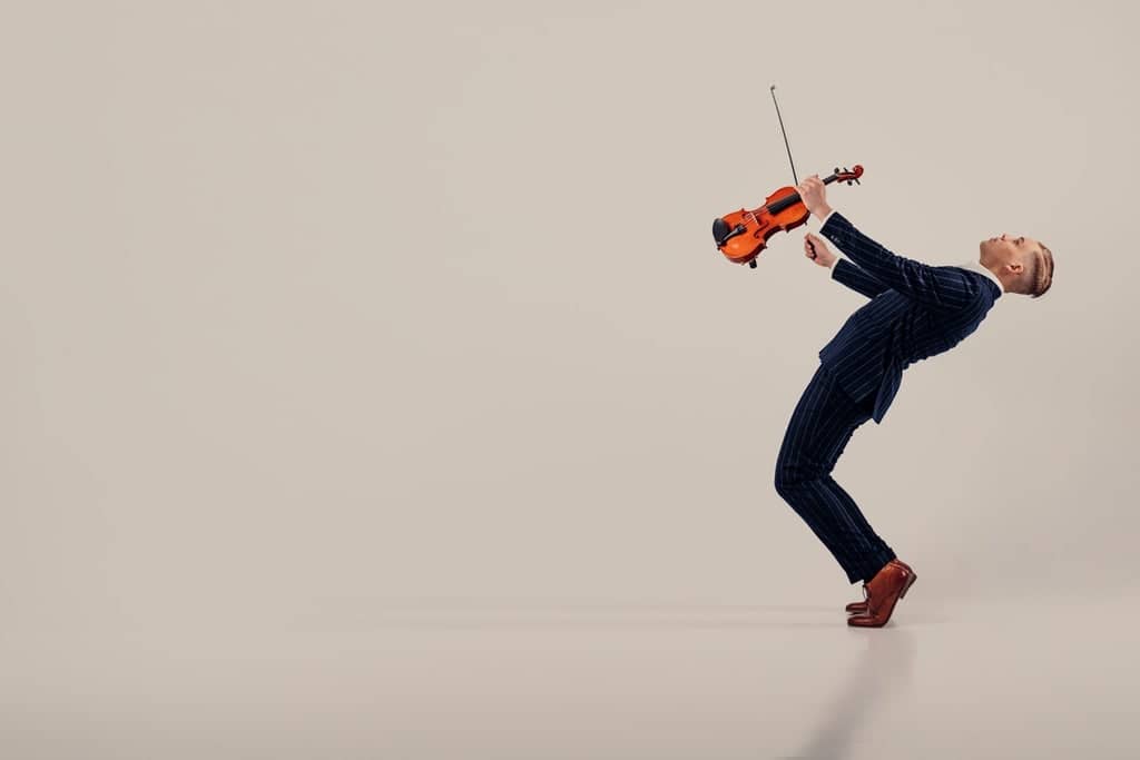 Korundi: ONEVIOLIN