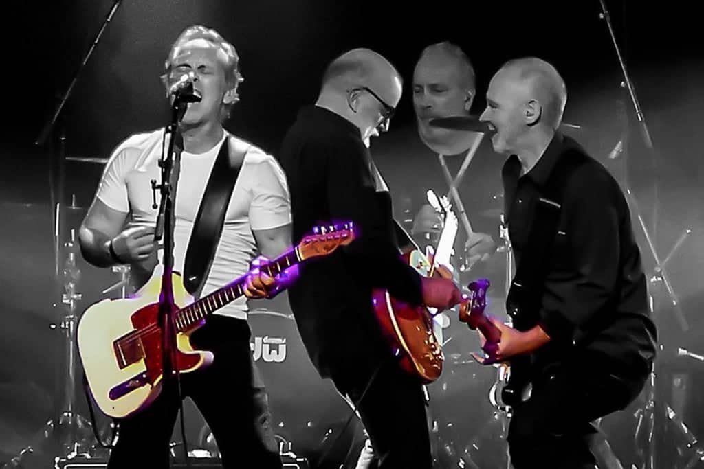 Mark Seymour & The Undertow
