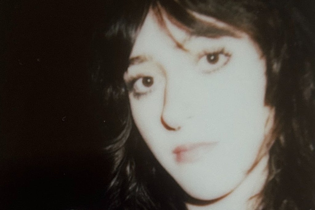 Hana Eid - Trains Running Backwards On Tour with Cayden Wemple