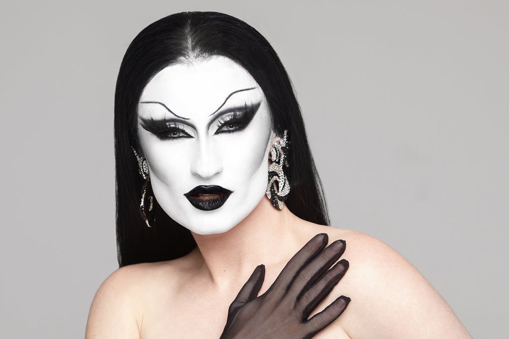 THE KNOCKOUT TOUR: VIOLET VS GOTTMIK