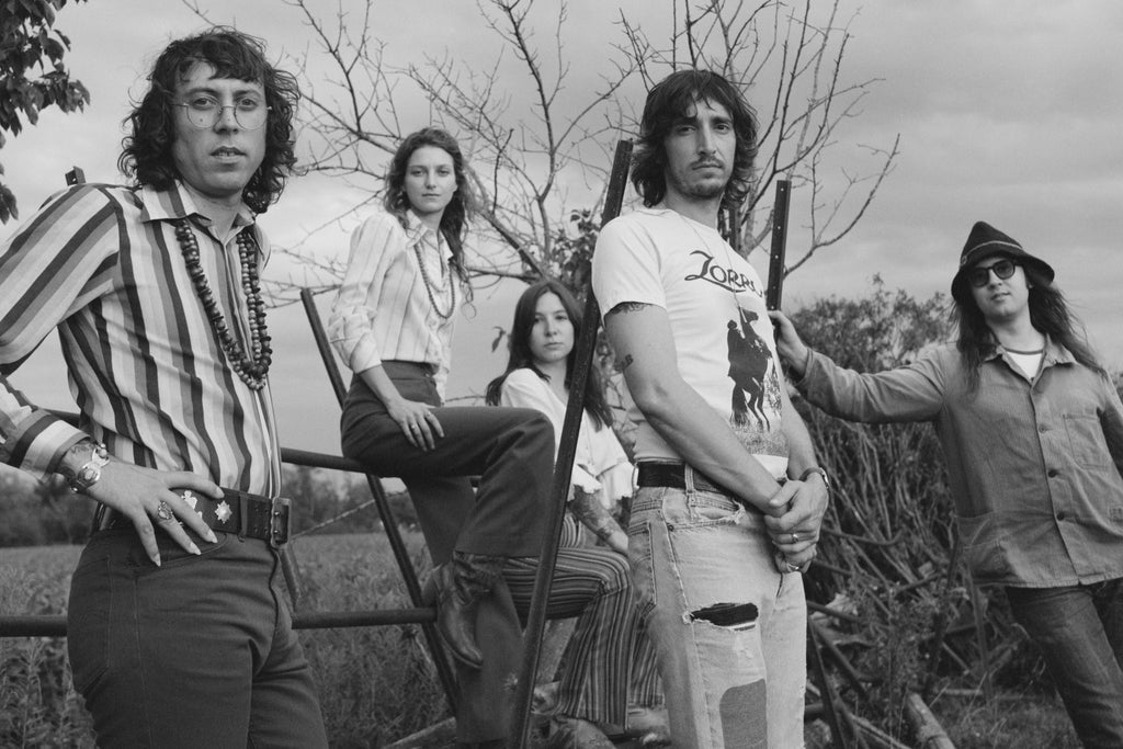 Daniel Romano's Outfit