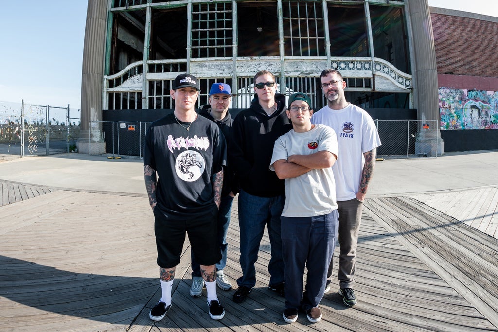 SOS Booking Presents - No Pressure