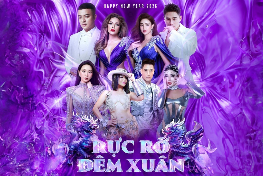 Ruc Ro Dem Xuan