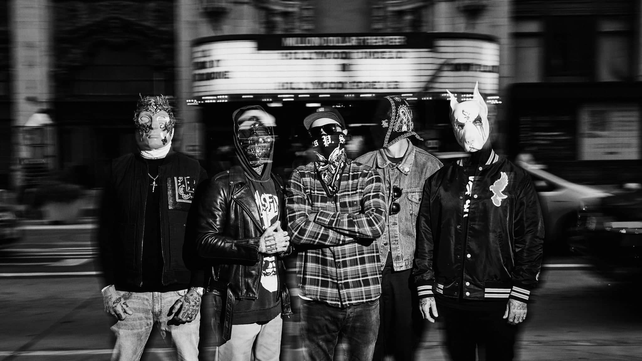 TASTE OF CHAOS ft. Hollywood Undead & In This Moment