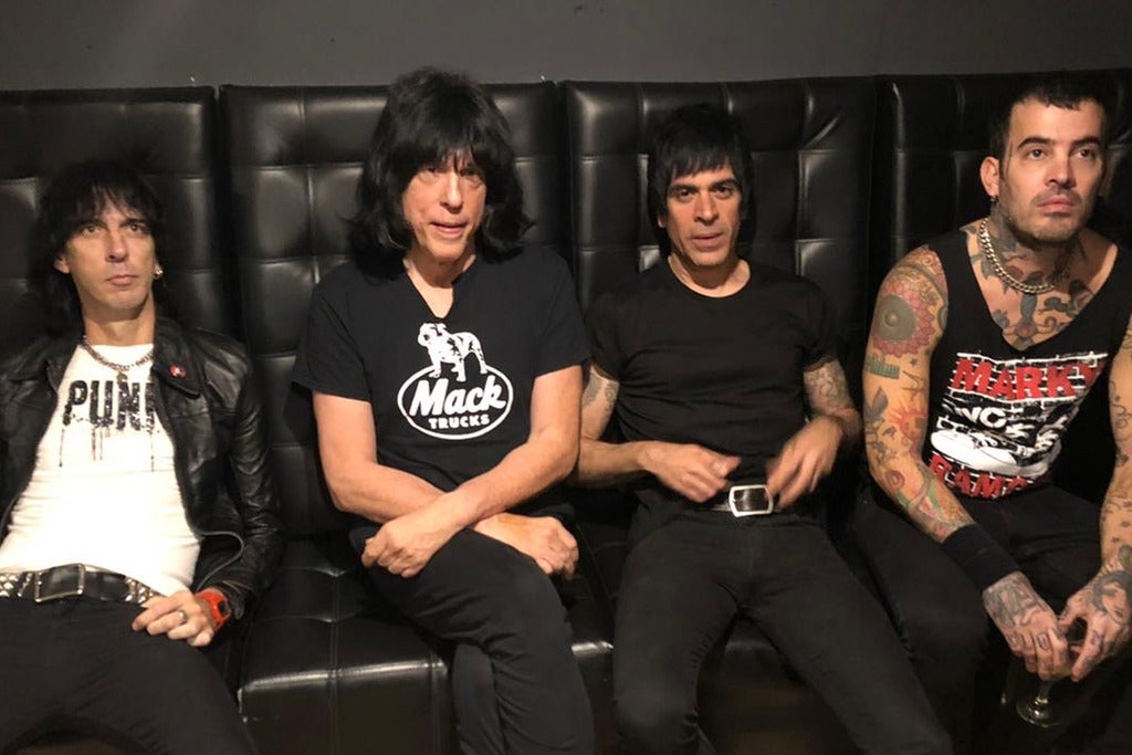 MARKY RAMONE'S HOLIDAY BLITZKRIEG - PLAYING THE RAMONE'S CLASSICS