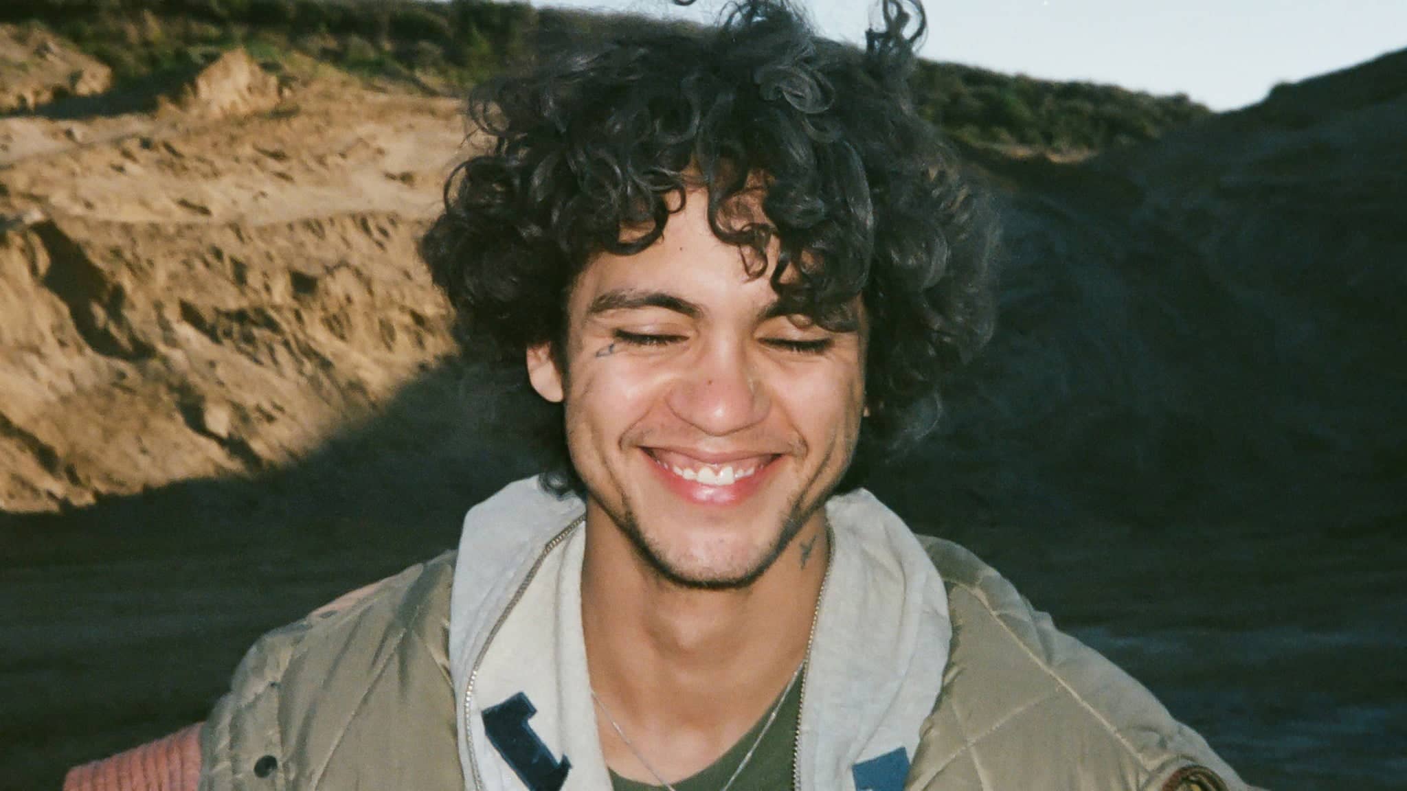 "Comedy Tragedy Parody" Dominic Fike in North America