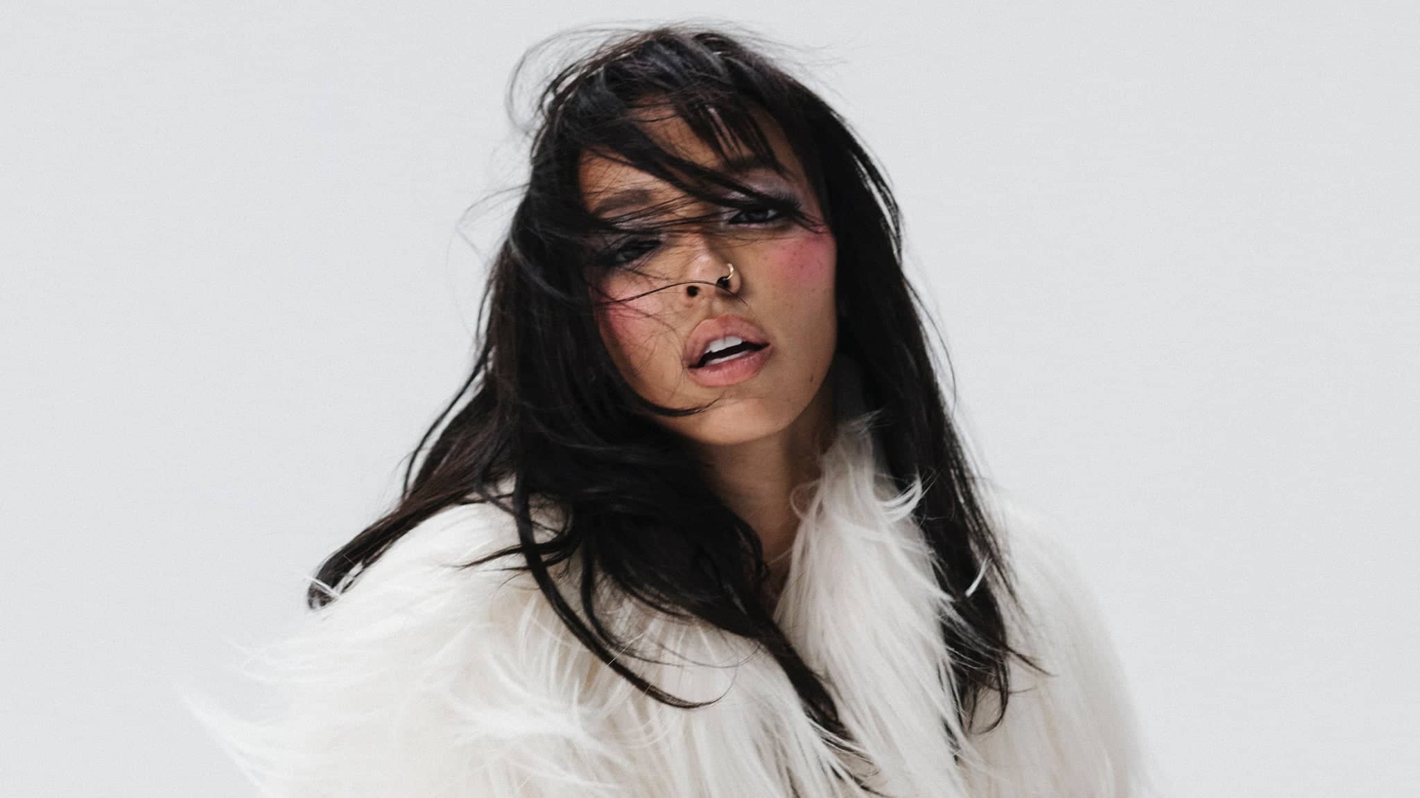 TINASHE - ONE NIGHT WITH A POPSTAR