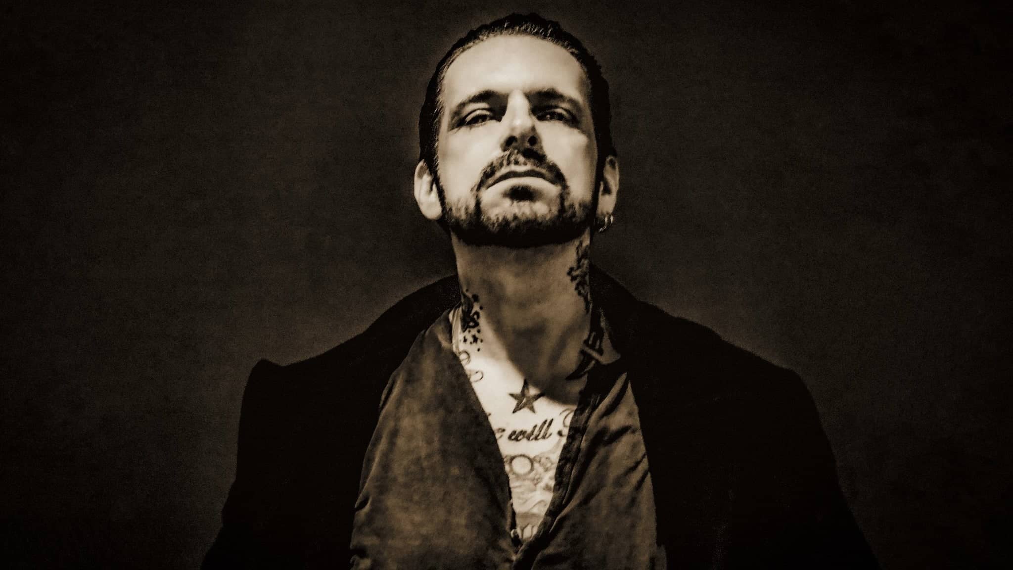 Ricky Warwick