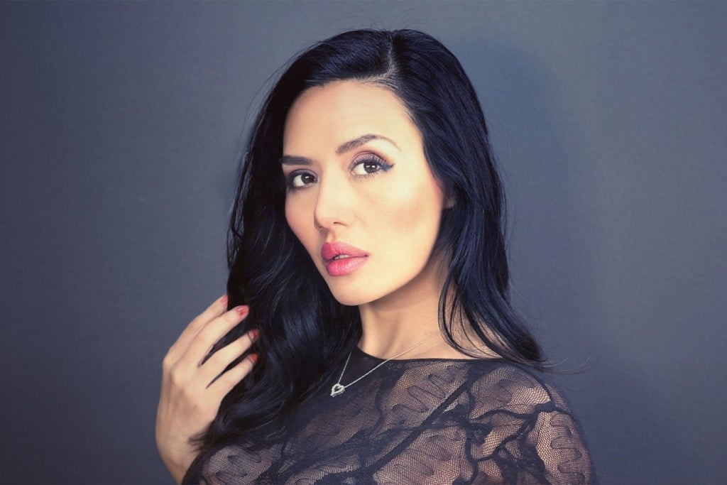 CAT CE At Jimmy Kimmel's Comedy Club