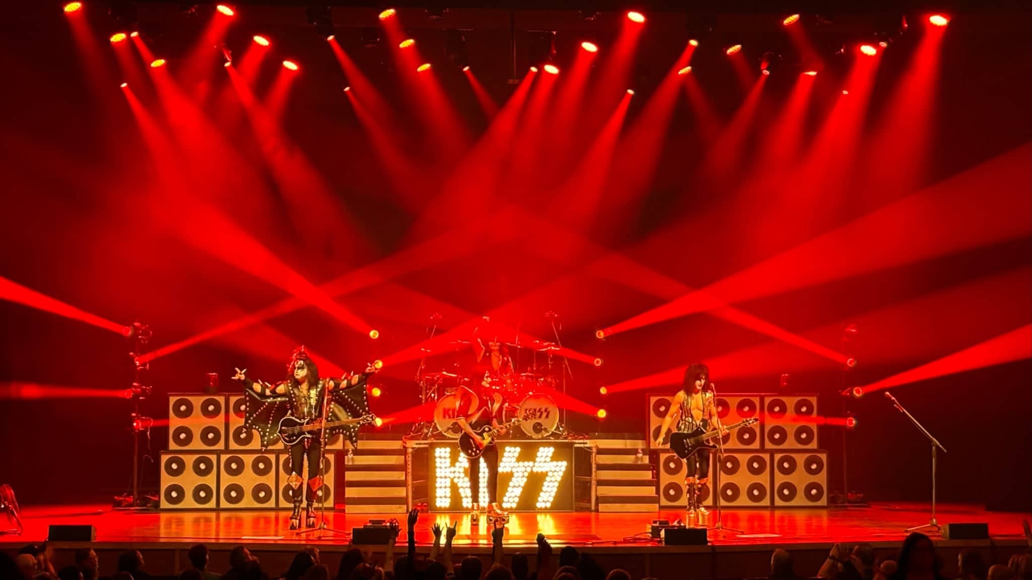 Love Guns - Hommage à KISS Tribute