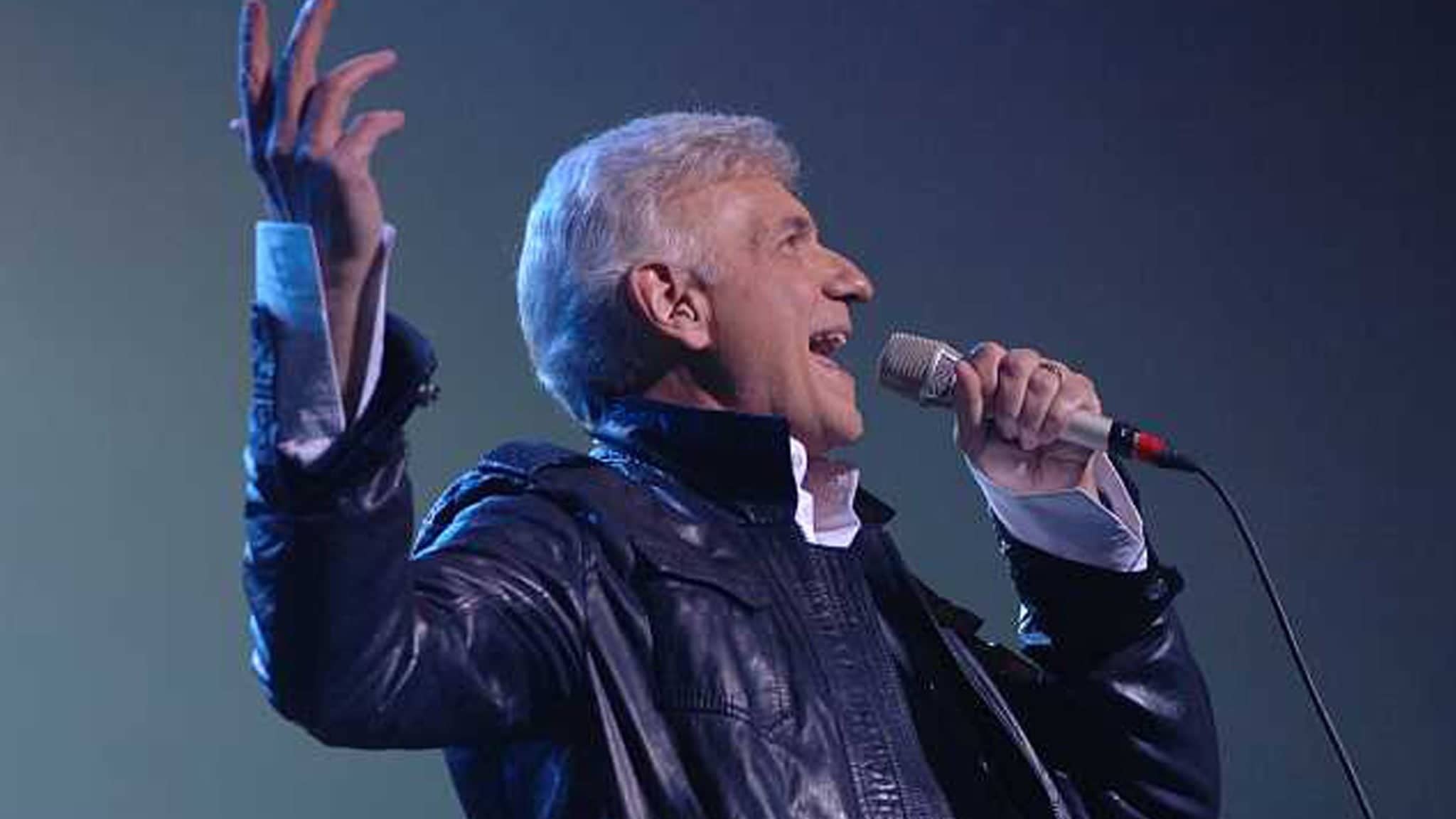 Dennis DeYoung