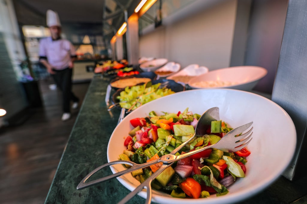 Prelude Dining - The Avett Brothers And Mike Patton