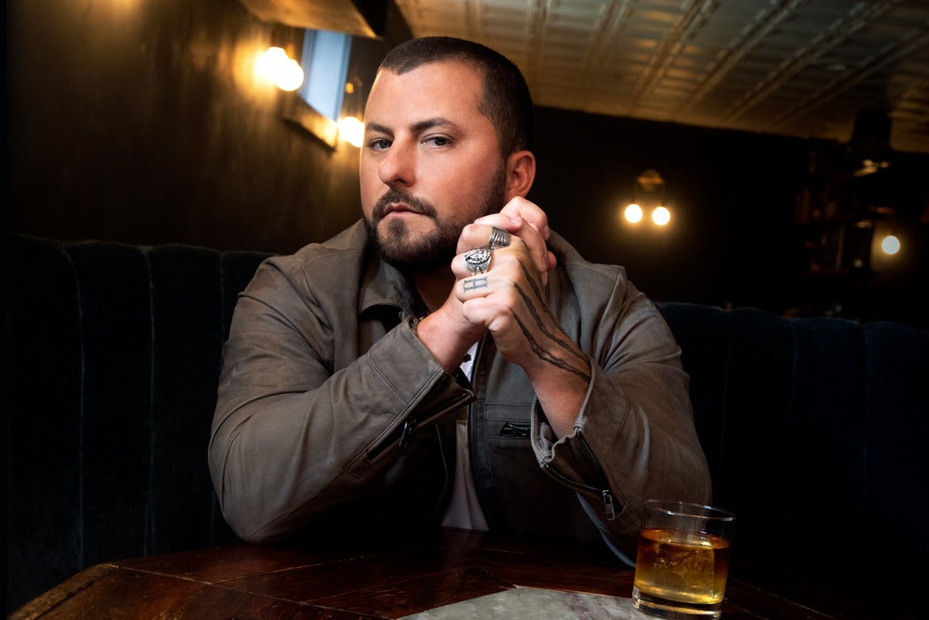 Tyler Farr at The Grainery Live