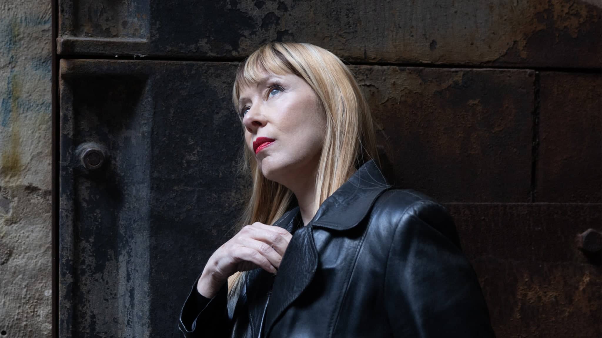 WXPN welcomes Suzanne Vega - Flying With Angels