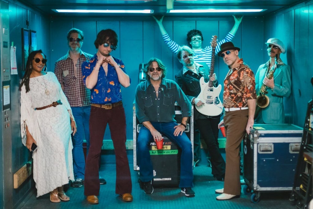Yacht Rock Revue - Yacht Rock Forever Tour Presented by CANN