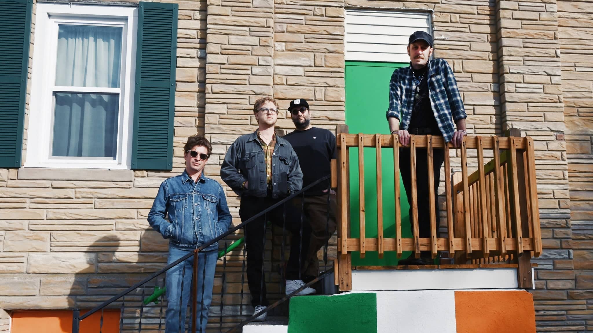 Deer Tick w/ DUG
