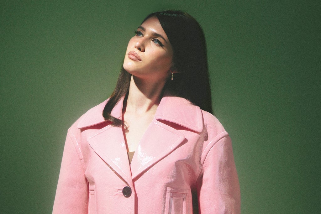 Sienna Spiro: The Visitor Tour