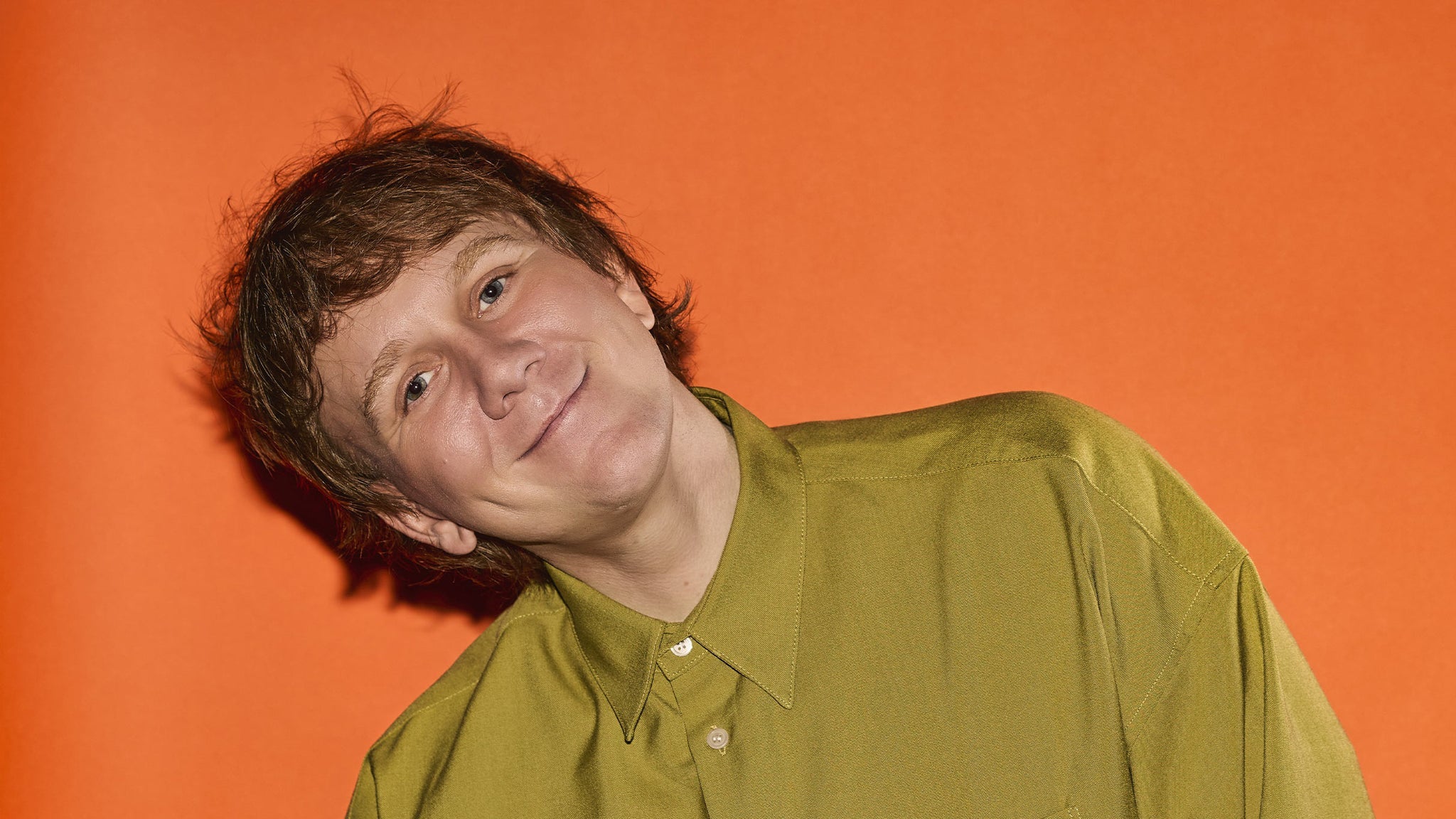 Josh Thomas : JIGGLE, JIGGLE