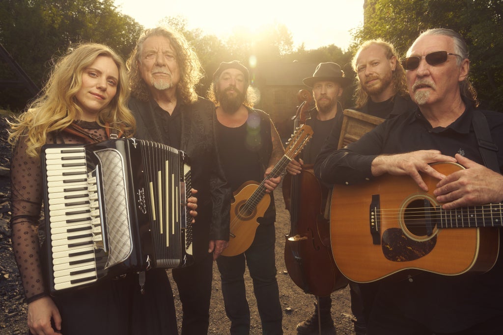 ROBERT PLANT WITH SAVING GRACE and SUZI DIAN